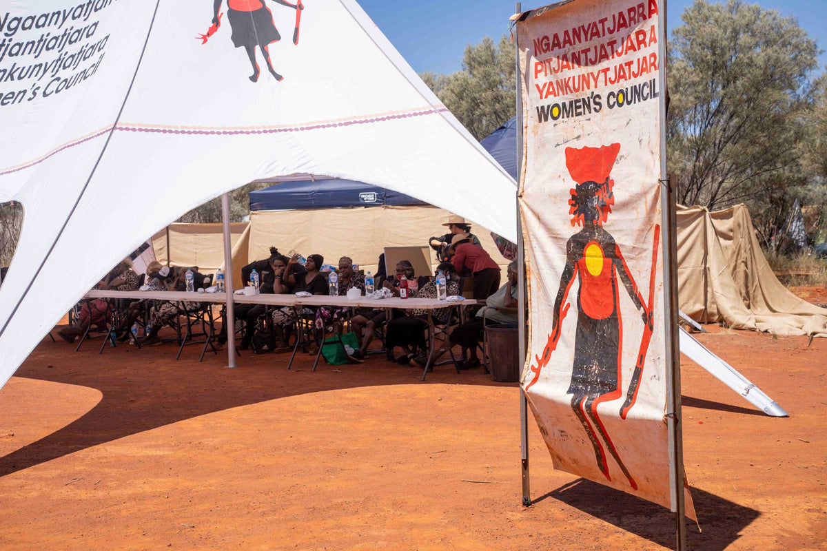 Minyma Tjuta Meeting