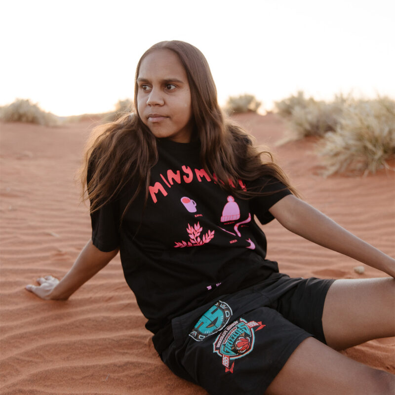 Minymaku T-shirt